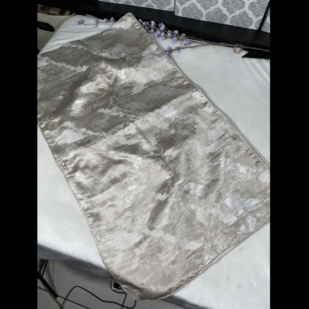 NEW Hotel Collection Distress Chevron Pillow Sham‎